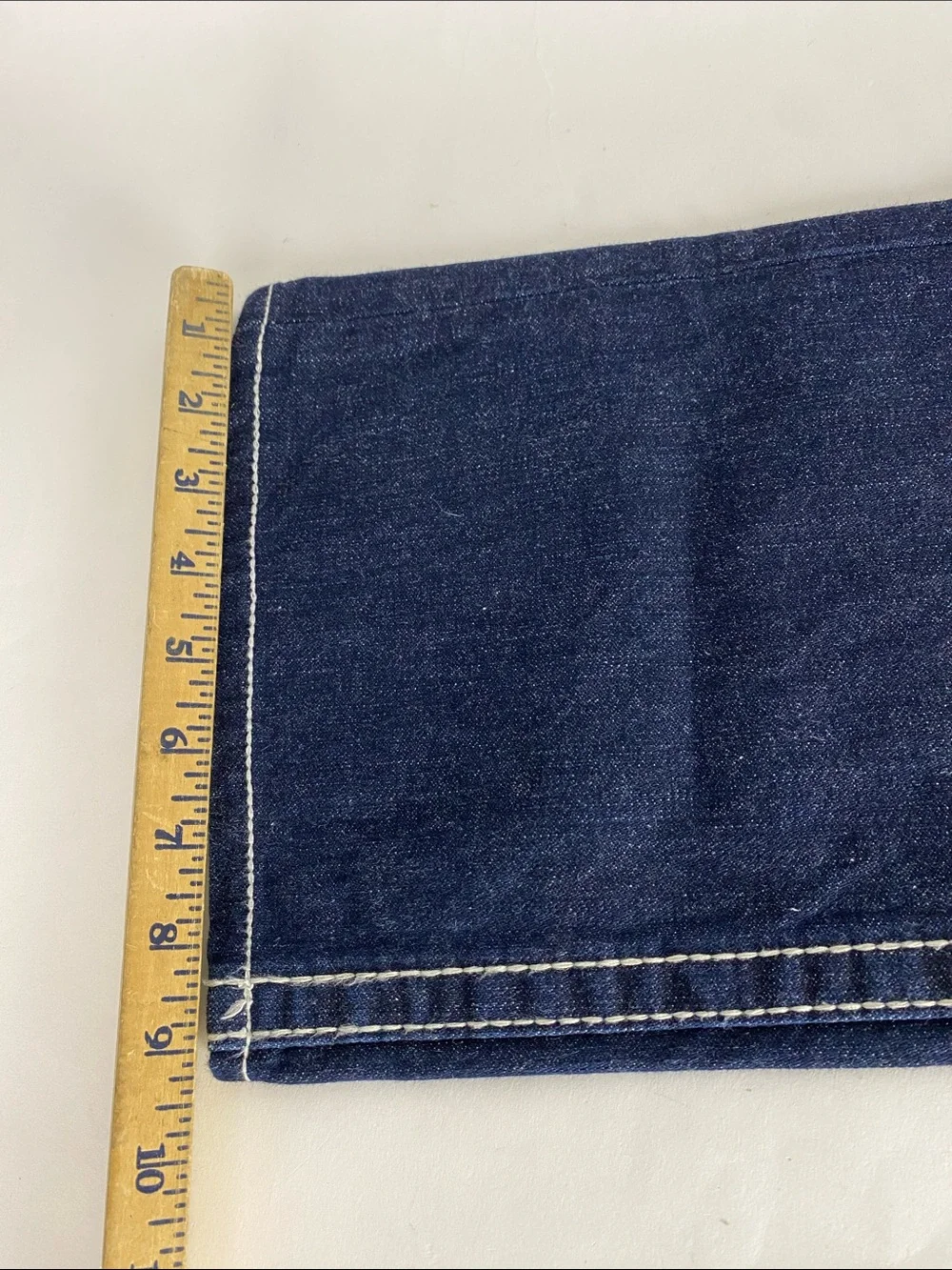 True religion jeans Bobby Big T Men’s Size 34 X 26.5”Cropped altered